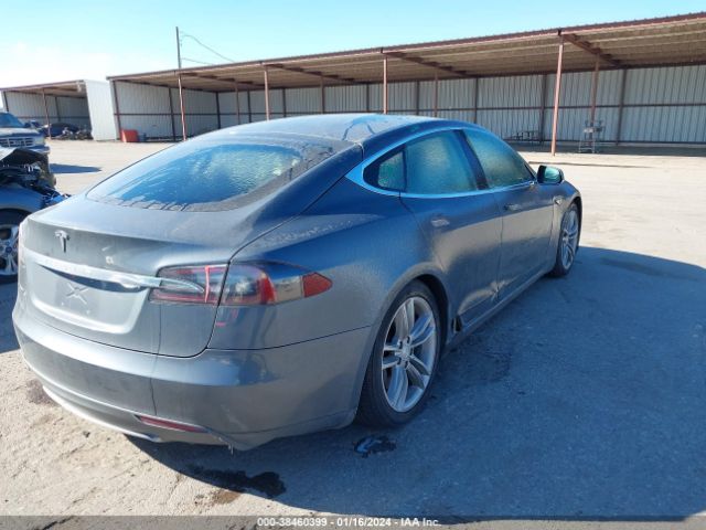 Photo 3 VIN: 5YJSA1DN6CFP03142 - TESLA MODEL S 