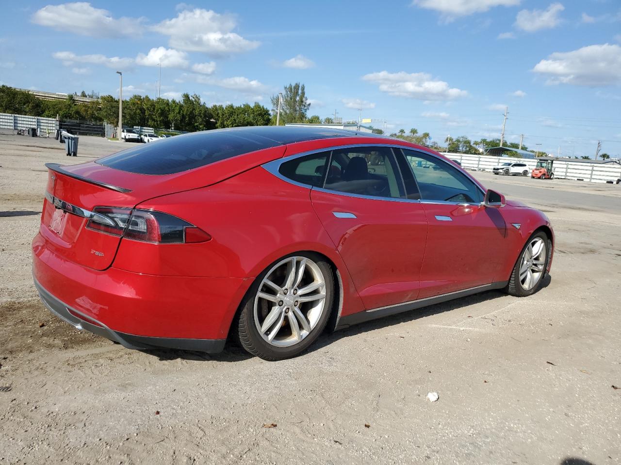 Photo 2 VIN: 5YJSA1DP0DFP09277 - TESLA MODEL S 