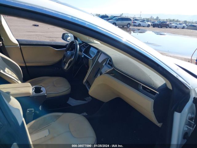 Photo 4 VIN: 5YJSA1DP1CFP02949 - TESLA MODEL S 