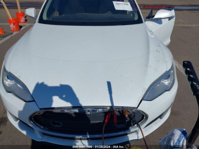 Photo 9 VIN: 5YJSA1DP1CFP02949 - TESLA MODEL S 