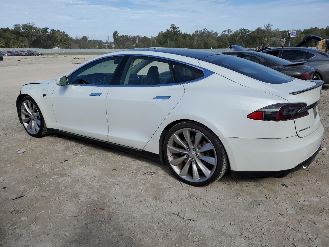 Photo 1 VIN: 5YJSA1DP1CFS00023 - TESLA MODEL S 