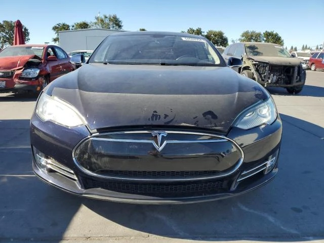 Photo 4 VIN: 5YJSA1DP1DFP11281 - TESLA MODEL S 