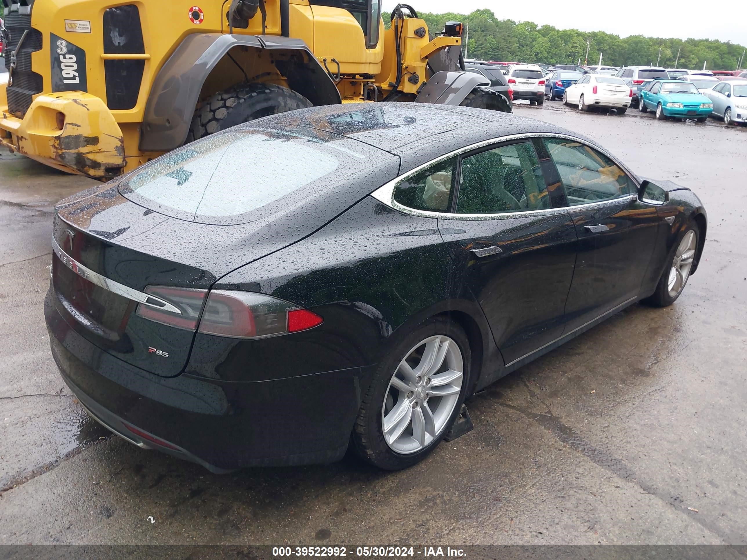 Photo 3 VIN: 5YJSA1DP2DFP15422 - TESLA MODEL S 