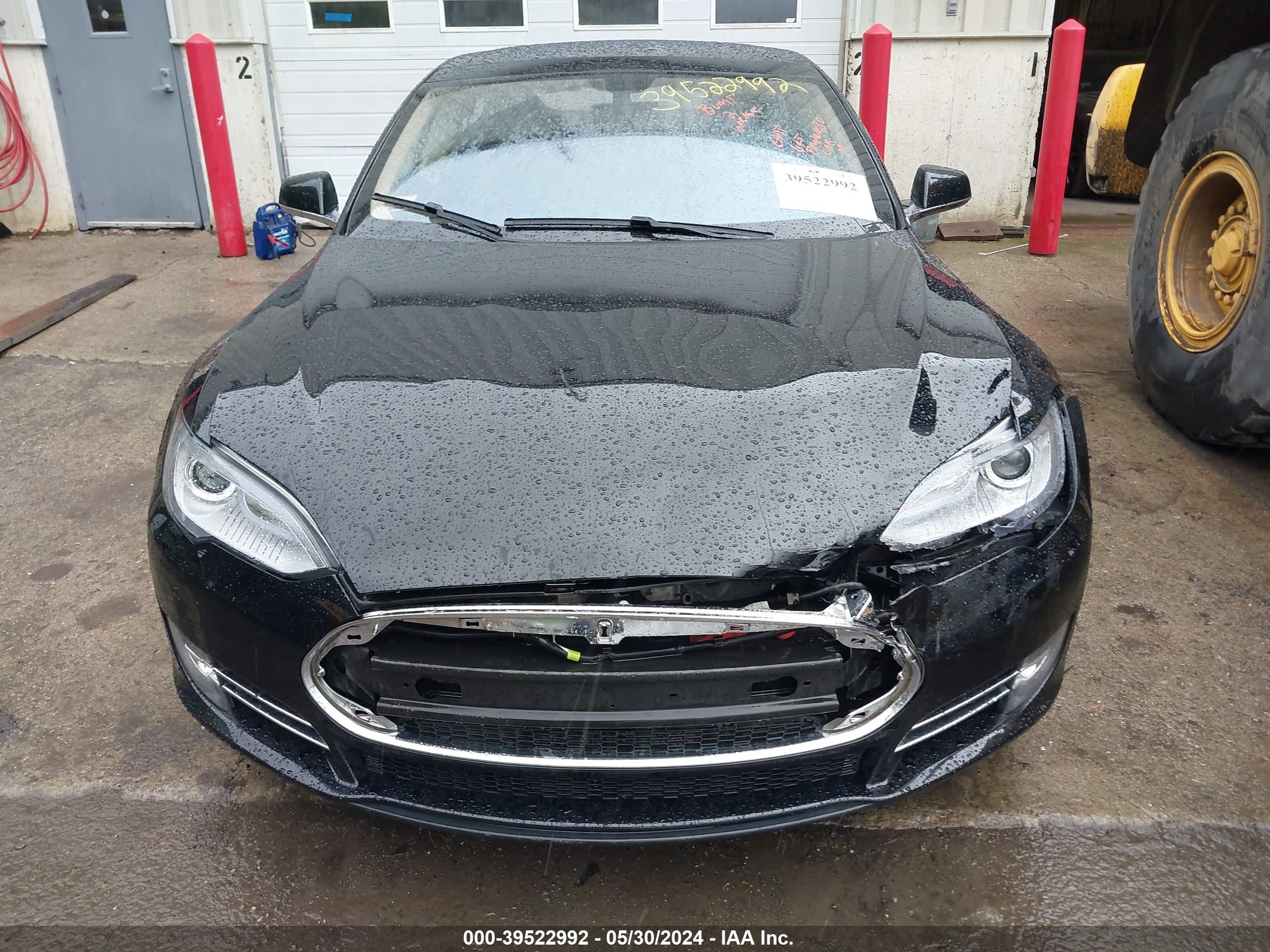 Photo 5 VIN: 5YJSA1DP2DFP15422 - TESLA MODEL S 