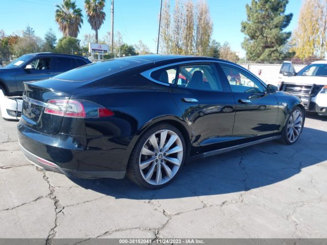 Photo 3 VIN: 5YJSA1DP3CFP01303 - TESLA MODEL S 