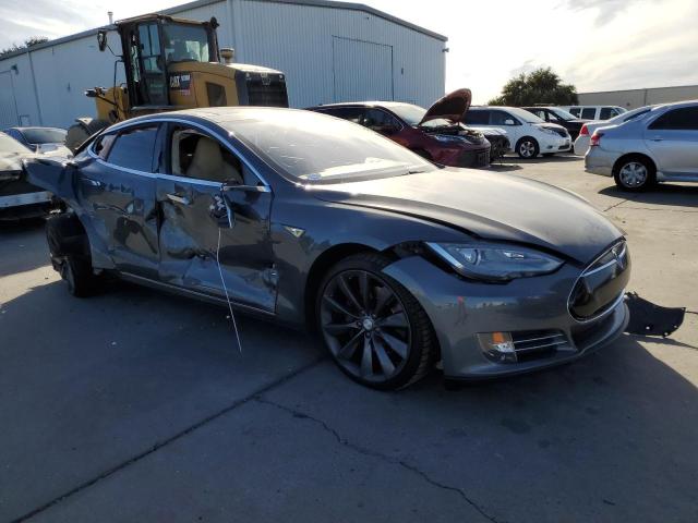 Photo 3 VIN: 5YJSA1DP3CFP02726 - TESLA MODEL S 