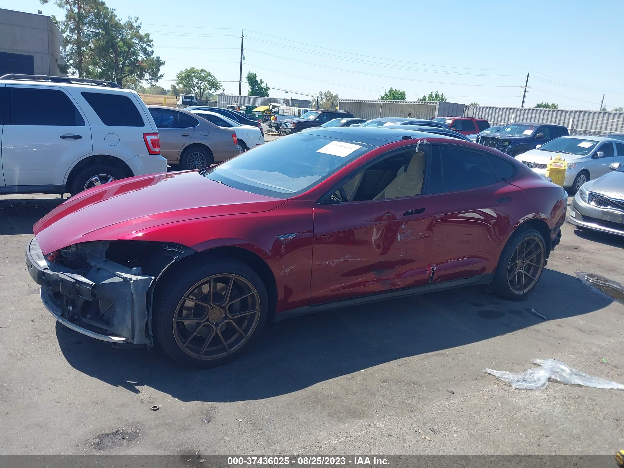 Photo 13 VIN: 5YJSA1DP3CFS00668 - TESLA MODEL S 