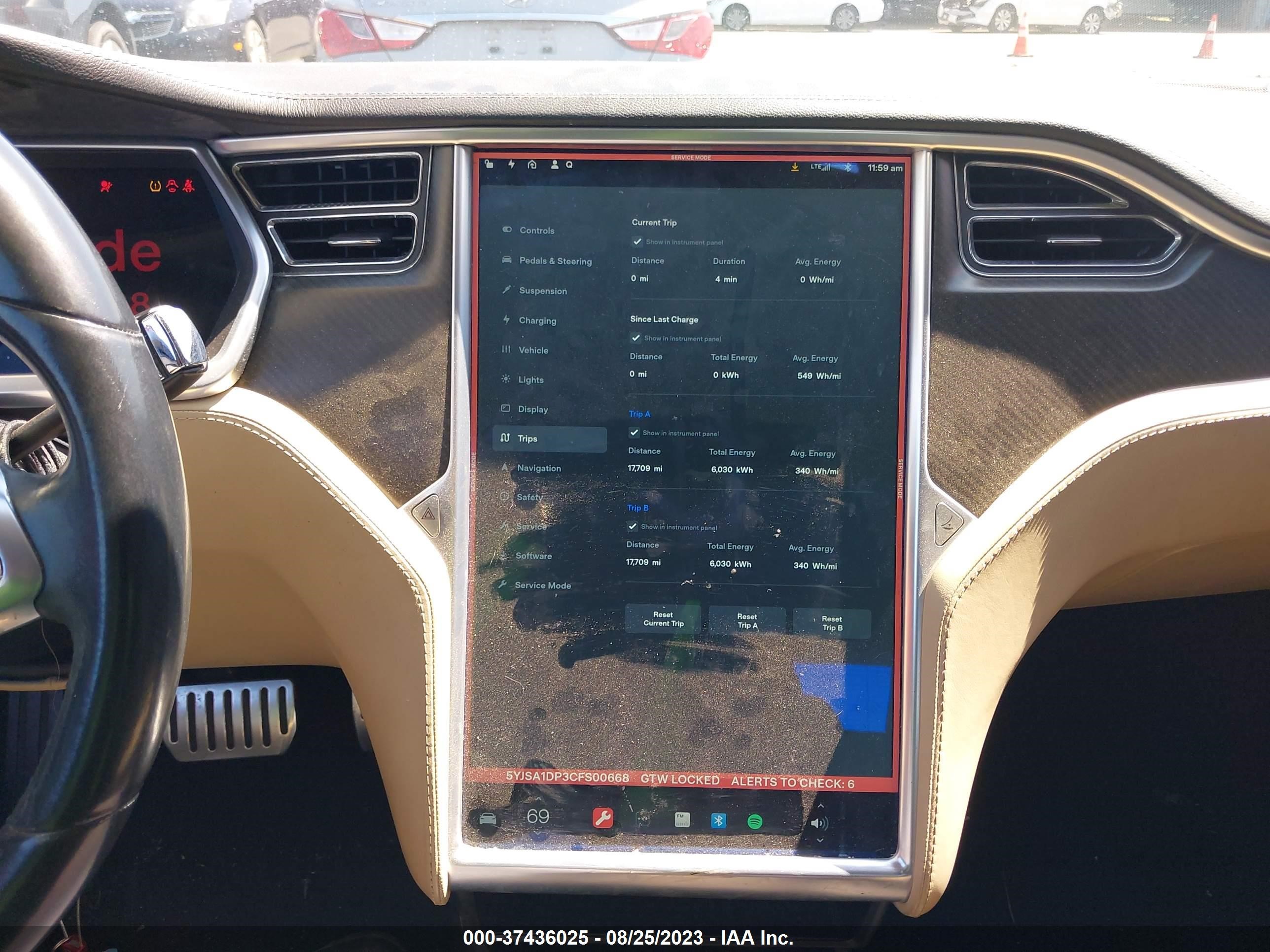 Photo 17 VIN: 5YJSA1DP3CFS00668 - TESLA MODEL S 