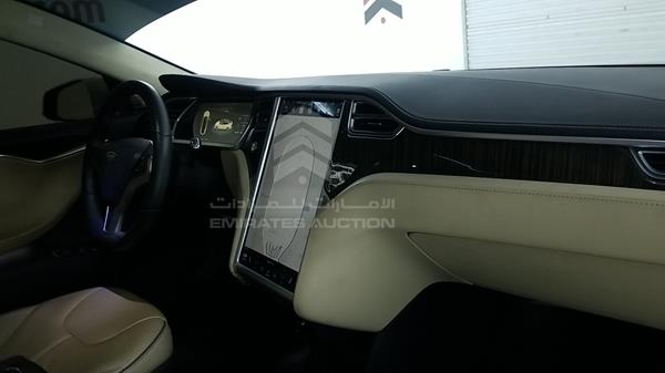 Photo 33 VIN: 5YJSA1DP4DFP21156 - TESLA P85S 