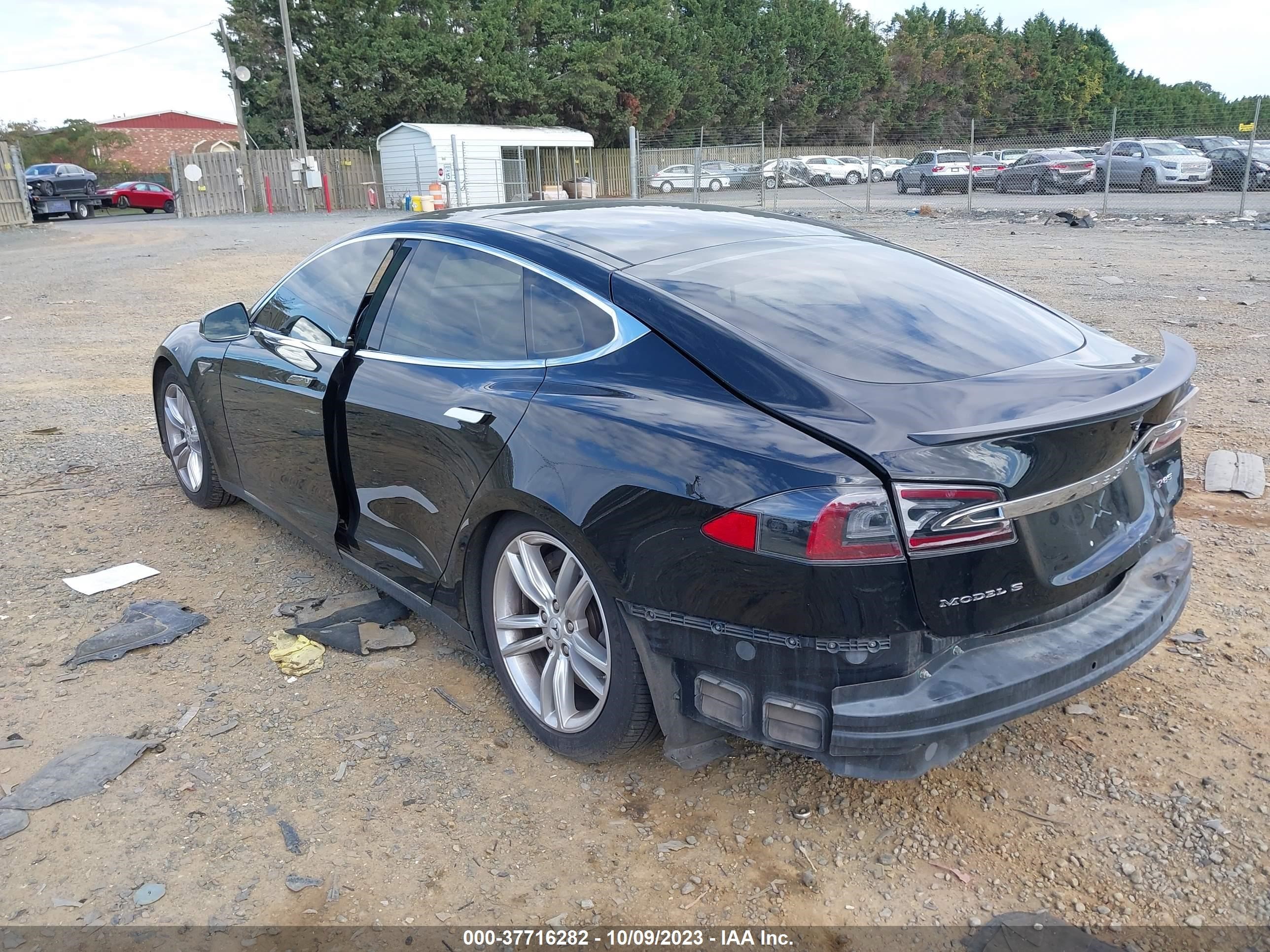 Photo 2 VIN: 5YJSA1DP5DFP12918 - TESLA MODEL S 