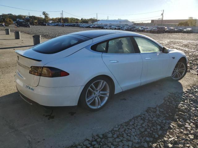 Photo 2 VIN: 5YJSA1DP8CFF00032 - TESLA MODEL S 