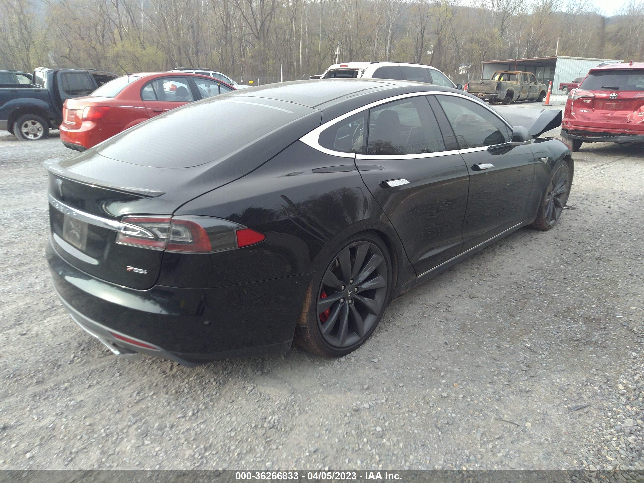 Photo 3 VIN: 5YJSA1DPXDFP29360 - TESLA MODEL S 