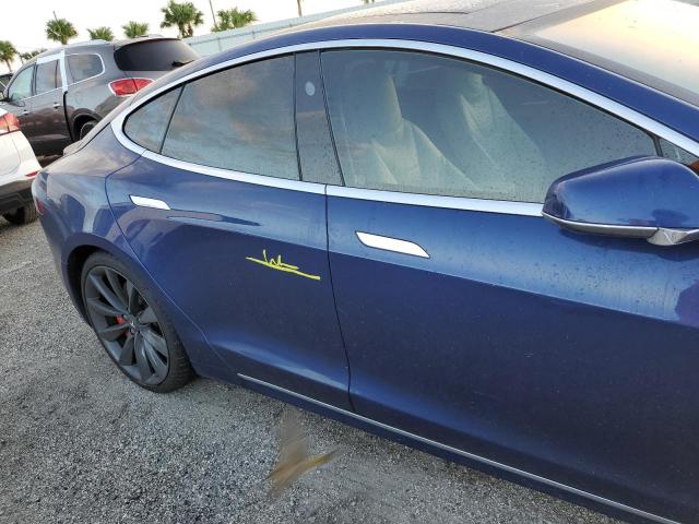 Photo 11 VIN: 5YJSA1E10GF177091 - TESLA MODEL S 