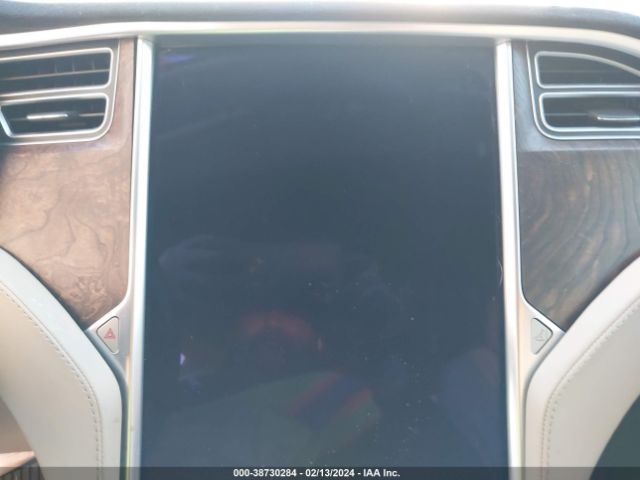 Photo 6 VIN: 5YJSA1E10HF204985 - TESLA MODEL S 