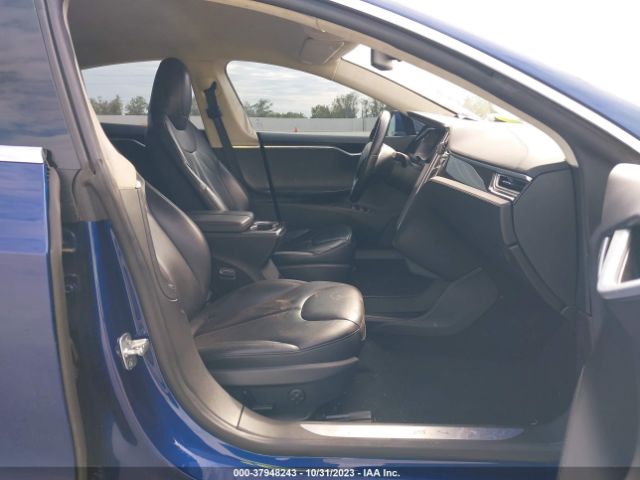 Photo 4 VIN: 5YJSA1E11FF117142 - TESLA MODEL S 