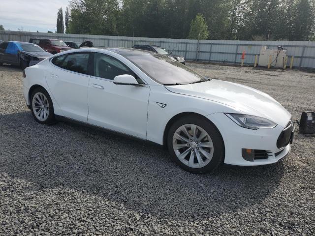 Photo 3 VIN: 5YJSA1E11GF132483 - TESLA MODEL S 