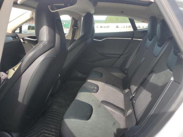 Photo 9 VIN: 5YJSA1E11GF132483 - TESLA MODEL S 