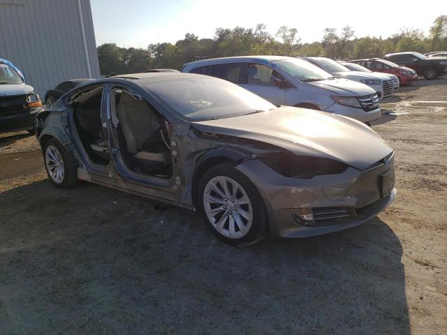 Photo 3 VIN: 5YJSA1E11GF161210 - TESLA MODEL S 