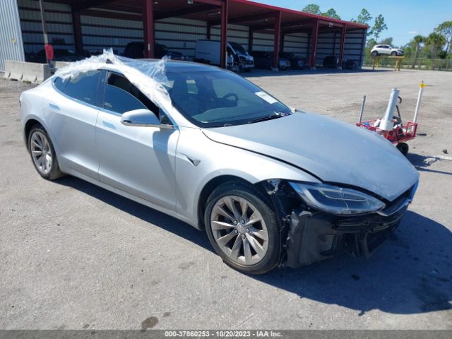 Photo 0 VIN: 5YJSA1E11GF173258 - TESLA MODEL S 