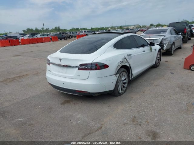 Photo 3 VIN: 5YJSA1E12GF134792 - TESLA MODEL S 