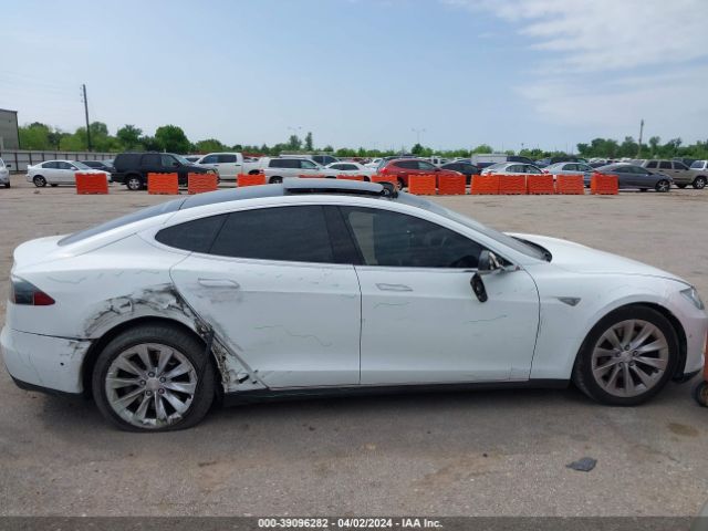 Photo 5 VIN: 5YJSA1E12GF134792 - TESLA MODEL S 