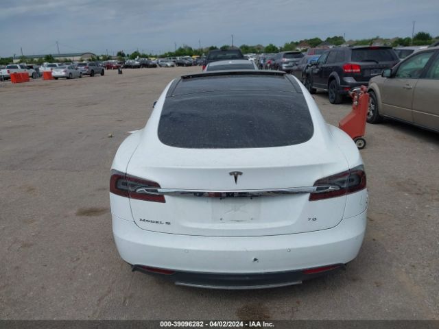 Photo 9 VIN: 5YJSA1E12GF134792 - TESLA MODEL S 