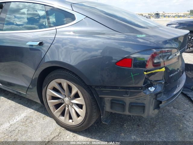 Photo 5 VIN: 5YJSA1E14GF144563 - TESLA MODEL S 