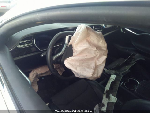 Photo 4 VIN: 5YJSA1E15HF178819 - TESLA MODEL S 