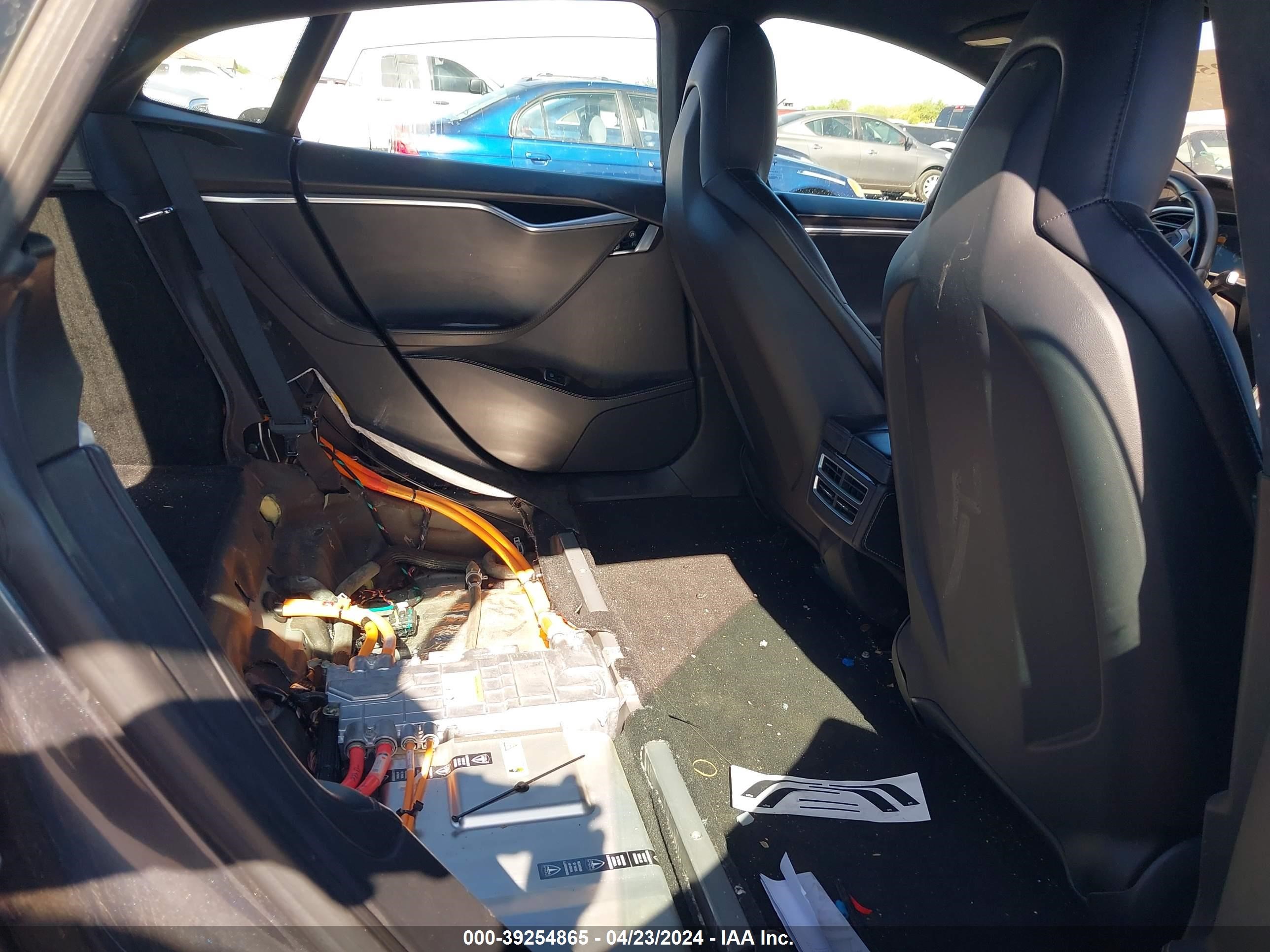 Photo 6 VIN: 5YJSA1E16FF115368 - TESLA MODEL S 