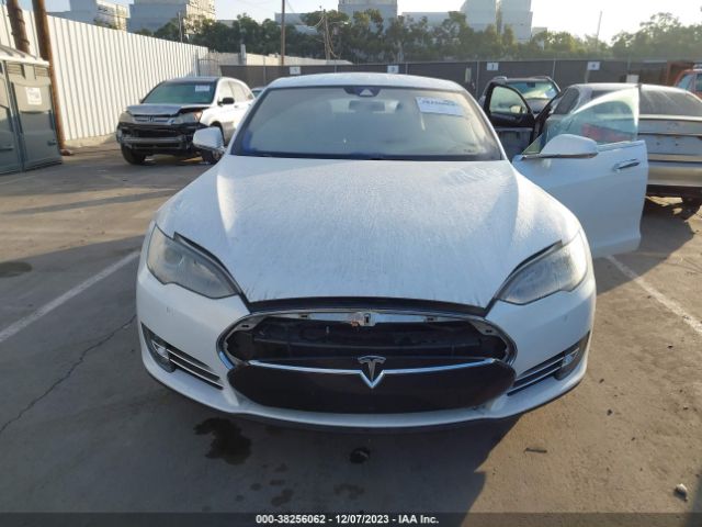 Photo 5 VIN: 5YJSA1E16FF118853 - TESLA MODEL S 