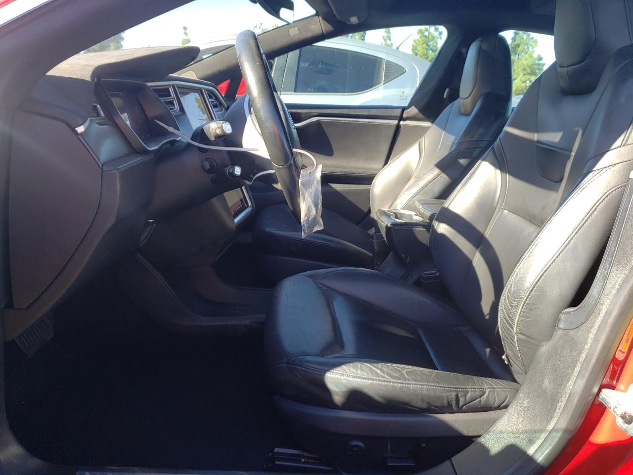 Photo 6 VIN: 5YJSA1E17FF116447 - TESLA MODEL S 