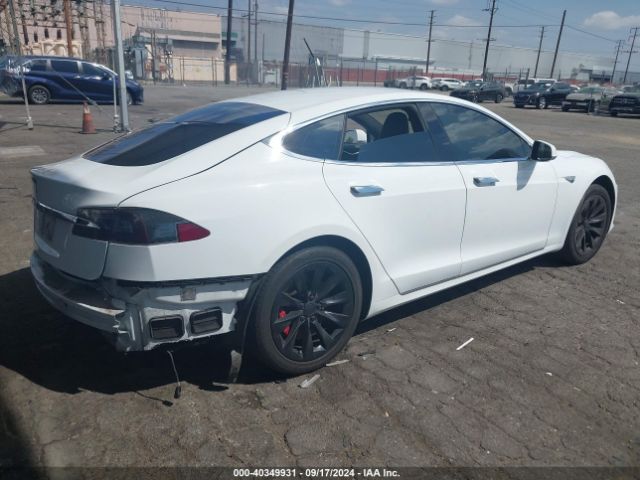 Photo 3 VIN: 5YJSA1E17GF159512 - TESLA MODEL S 