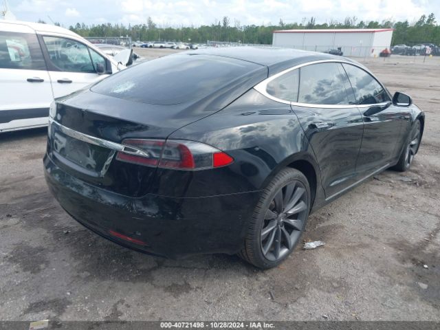 Photo 3 VIN: 5YJSA1E17HF231388 - TESLA MODEL S 