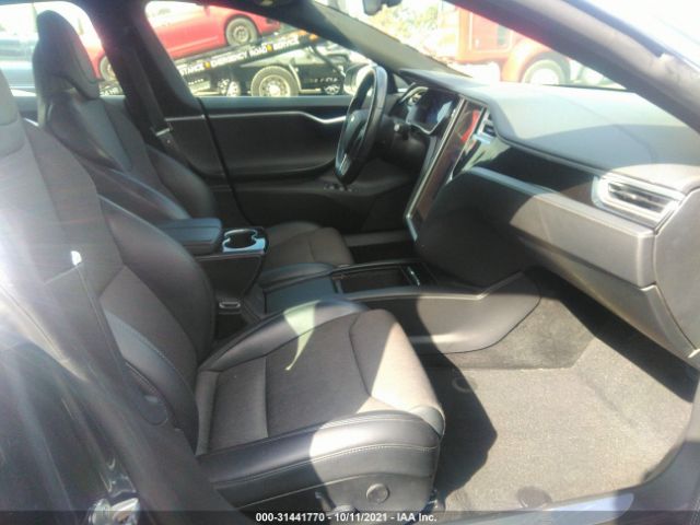 Photo 4 VIN: 5YJSA1E18HF215281 - TESLA MODEL S 