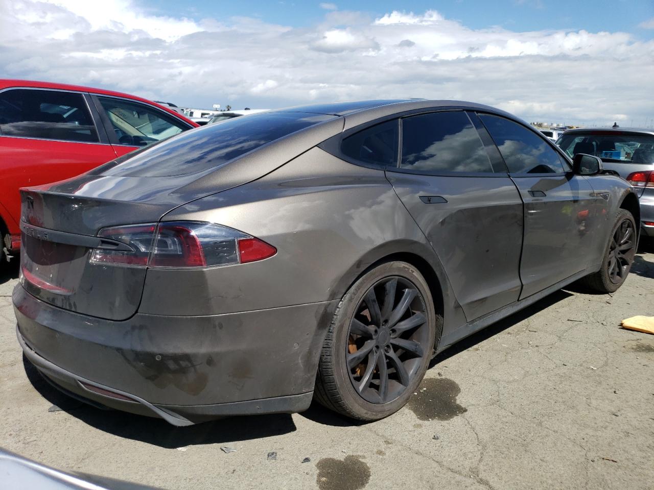 Photo 2 VIN: 5YJSA1E19FF117356 - TESLA MODEL S 