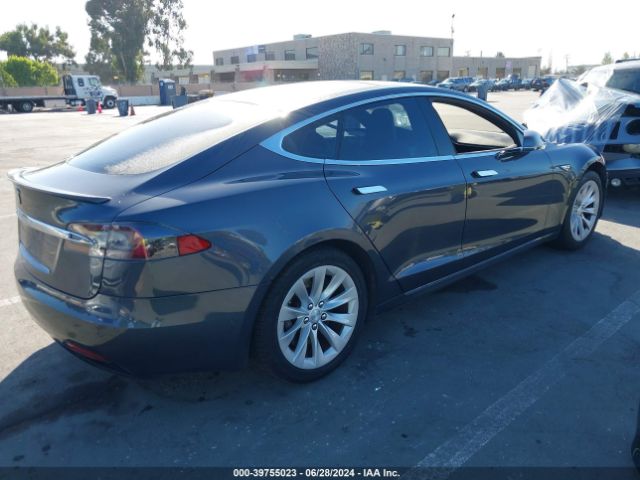 Photo 3 VIN: 5YJSA1E19GF152819 - TESLA MODEL S 