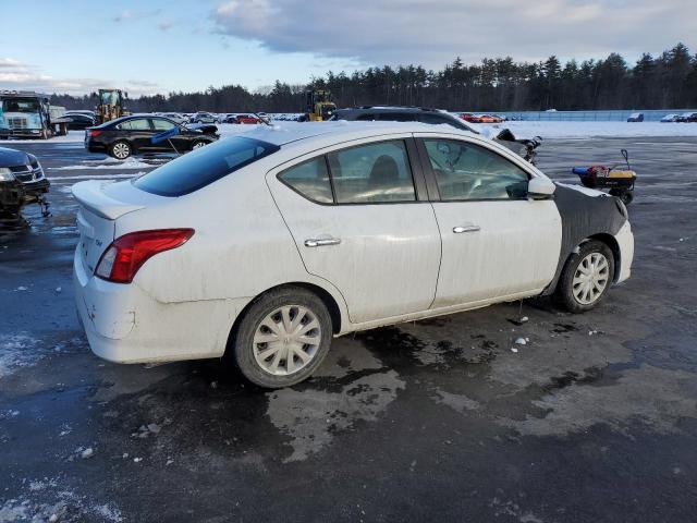 Photo 2 VIN: 5YJSA1E1XHF225939 - NISSAN VERSA 