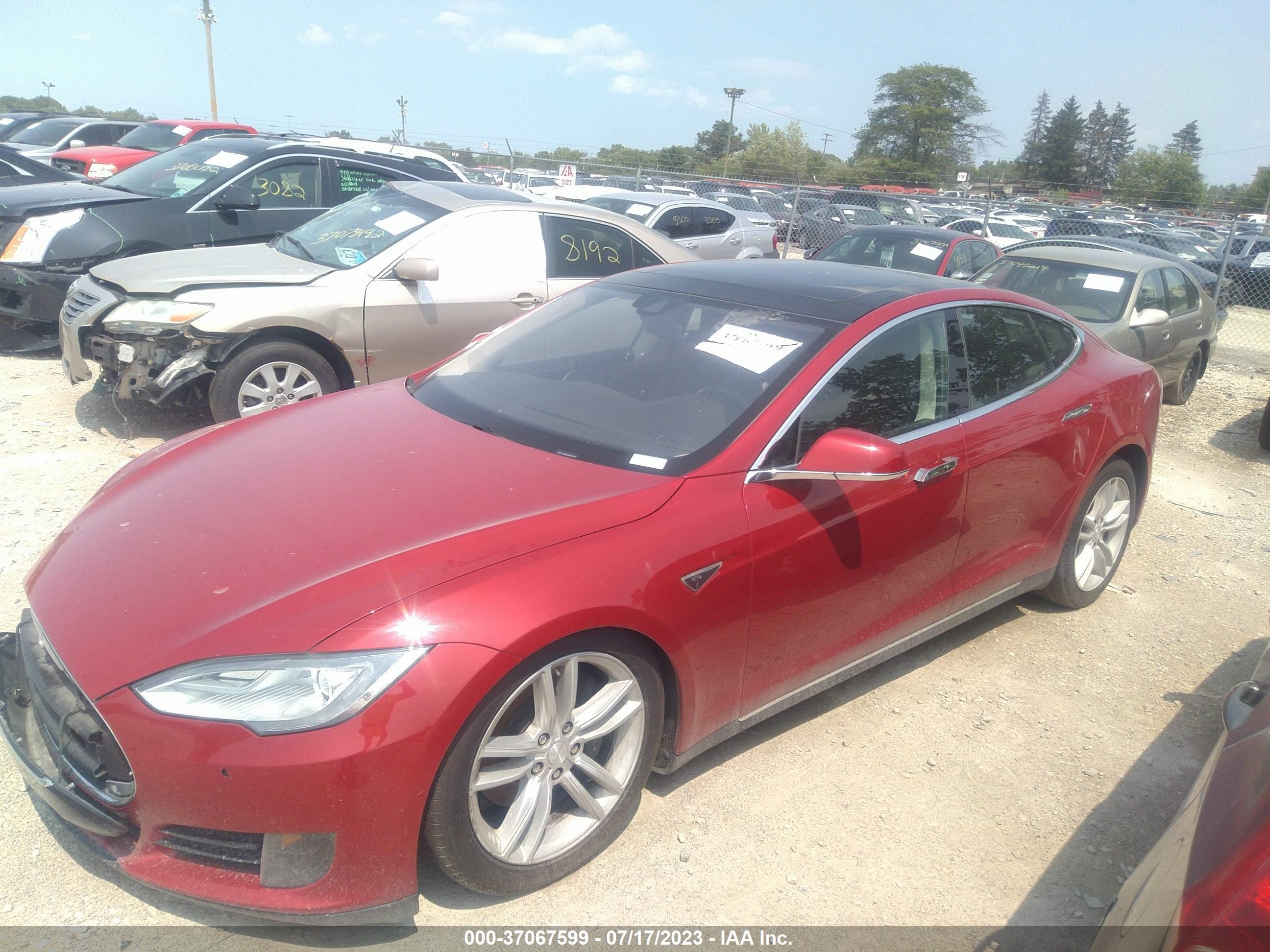 Photo 1 VIN: 5YJSA1E20GF131771 - TESLA MODEL S 