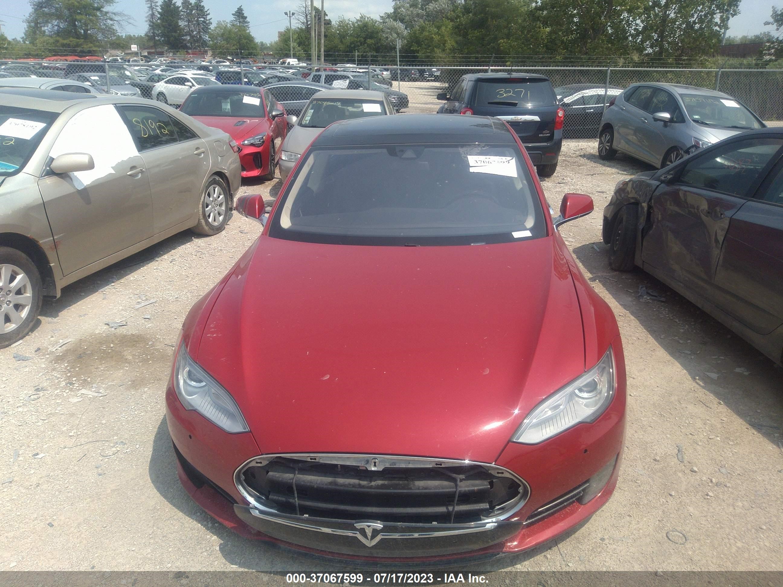 Photo 12 VIN: 5YJSA1E20GF131771 - TESLA MODEL S 