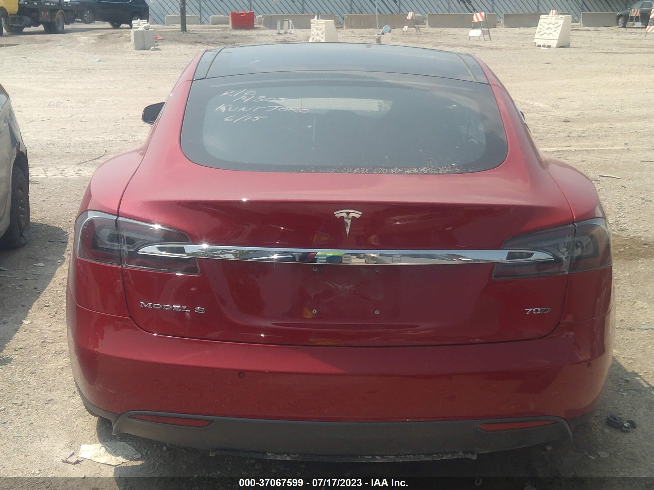 Photo 16 VIN: 5YJSA1E20GF131771 - TESLA MODEL S 