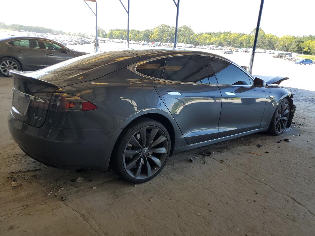 Photo 2 VIN: 5YJSA1E20GF156105 - TESLA MODEL S 