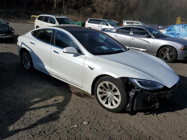 Photo 3 VIN: 5YJSA1E20HF188439 - TESLA MODEL S 