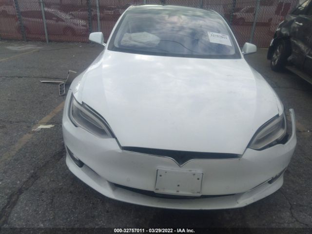 Photo 5 VIN: 5YJSA1E20HF213839 - TESLA MODEL S 