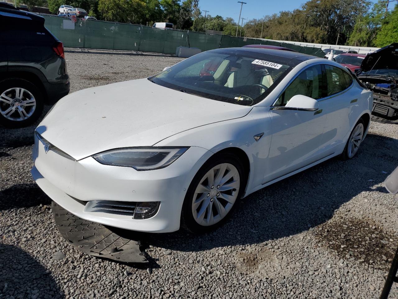 Photo 0 VIN: 5YJSA1E20JF245115 - TESLA MODEL S 