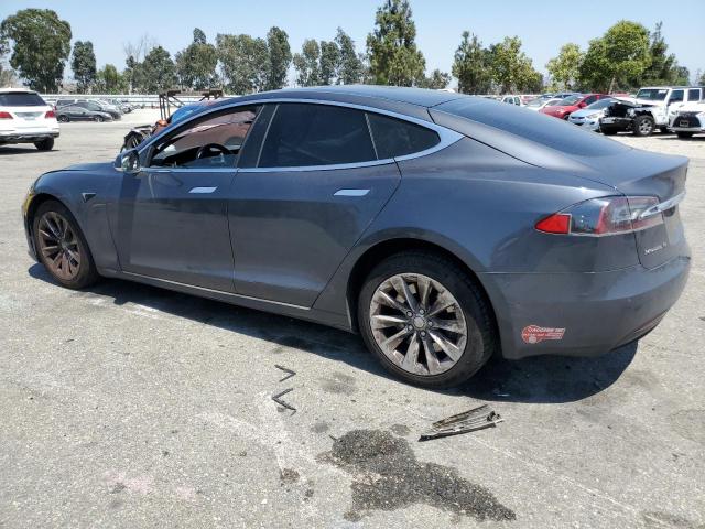 Photo 1 VIN: 5YJSA1E20JF273495 - TESLA MODEL S 