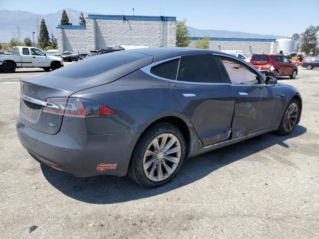 Photo 2 VIN: 5YJSA1E20JF273495 - TESLA MODEL S 