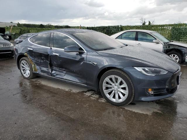 Photo 3 VIN: 5YJSA1E20JF281290 - TESLA MODEL S 