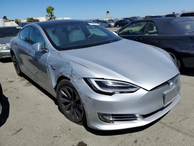 Photo 3 VIN: 5YJSA1E20JF287087 - TESLA MODEL S 