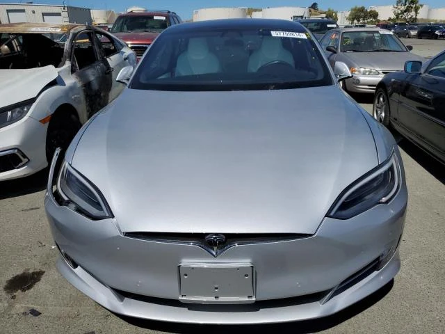 Photo 4 VIN: 5YJSA1E20JF287087 - TESLA MODEL S 