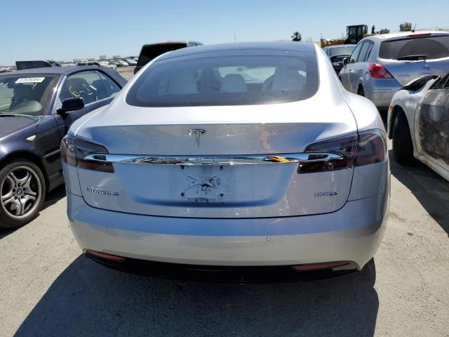 Photo 5 VIN: 5YJSA1E20JF287087 - TESLA MODEL S 